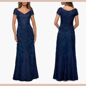 NWT La Femme [ 14 ] 27915 Embellished Lace Gown in Navy Blue J1986